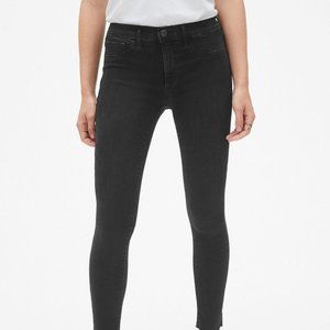 Gap Black Favorite Jegging